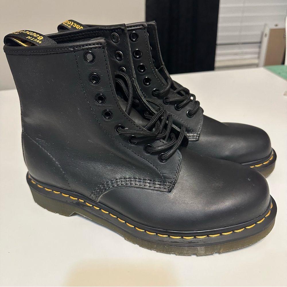 NEW!! Dr. Marten 1469 Pascal Leather Boot